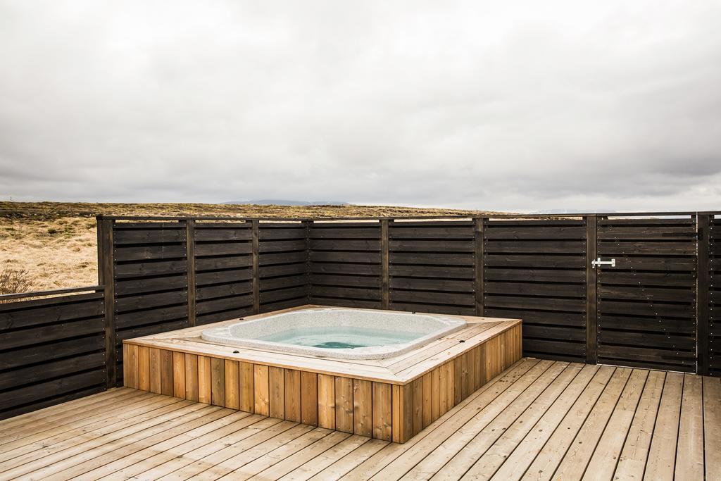 Gullfoss & Geysir Luxury Cabin เรย์คอลท์ ภายนอก รูปภาพ